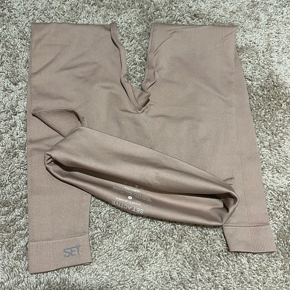 SET ACTIVE Sculptflex Leggings Amethyst